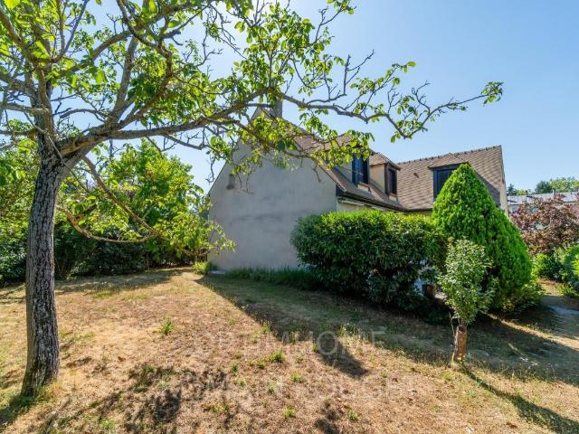 Maison 9 pièces 180 m²