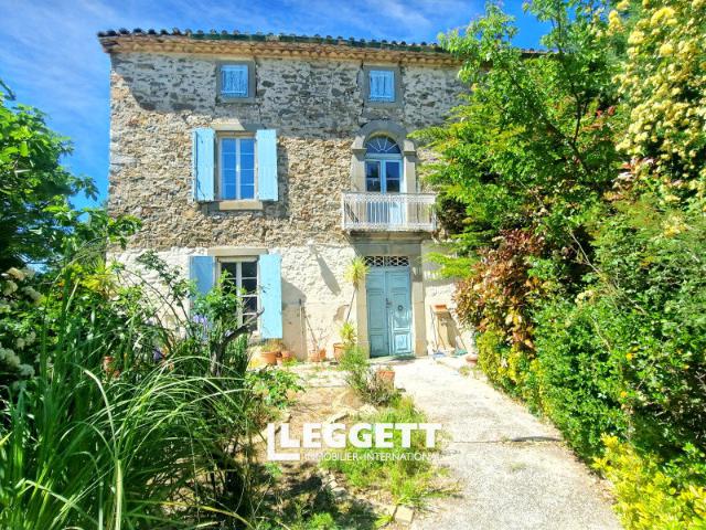 Maison 9 pièces 180 m²