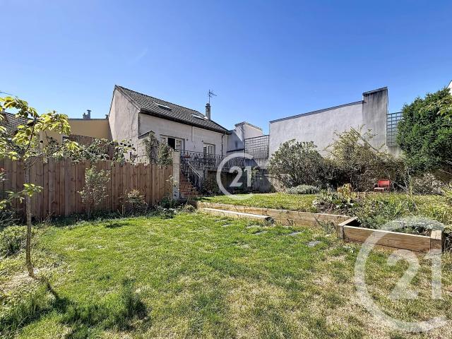 Maison 9 pièces 180 m²