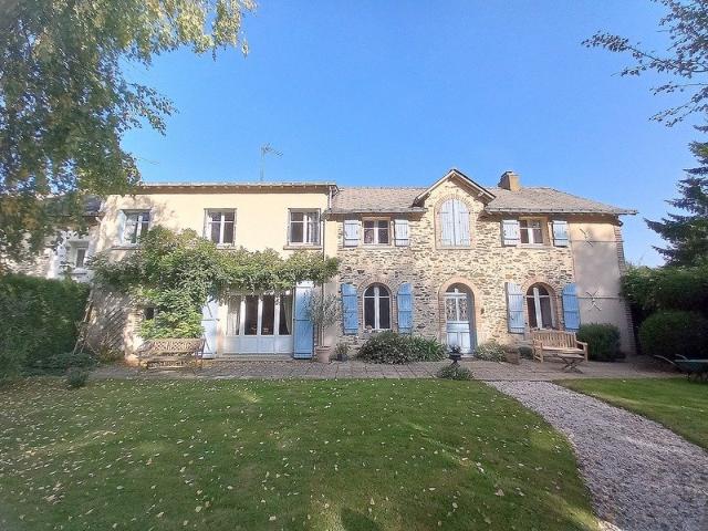 Maison 9 pièces 180 m²
