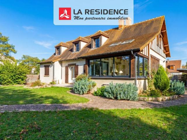 Maison 9 pièces 180 m²