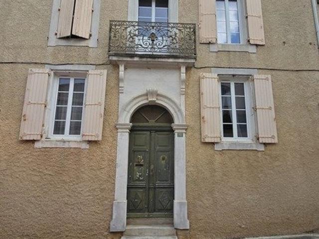 Maison 9 pièces 180 m²