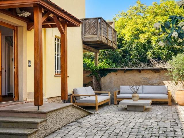 Maison 9 pièces 180 m²