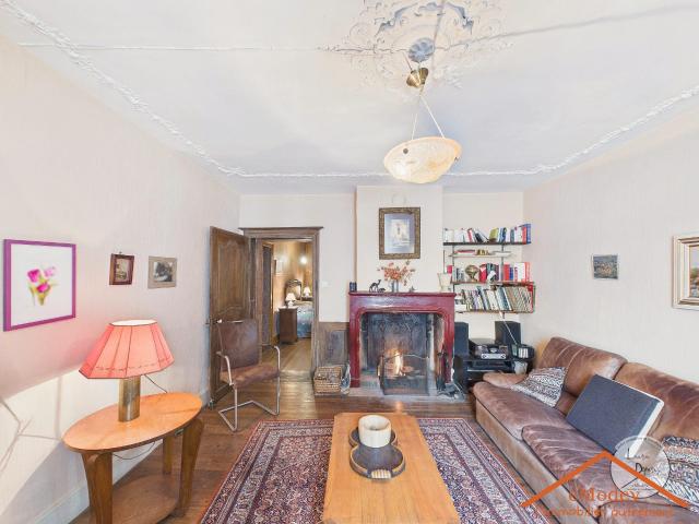 Maison 9 pièces 180 m²