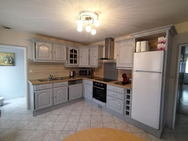 Maison 9 pièces, 180 m² à louer à Villaines sous Lucé 72150
