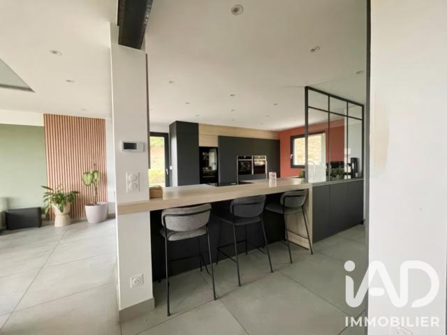 Maison 9 pièces 182 m²