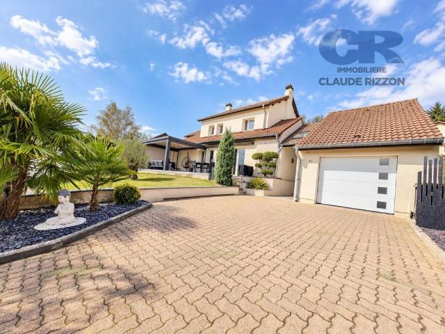 Maison 9 pièces 182 m²