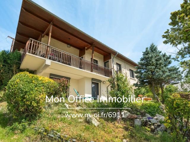 Maison 9 pièces 183 m²