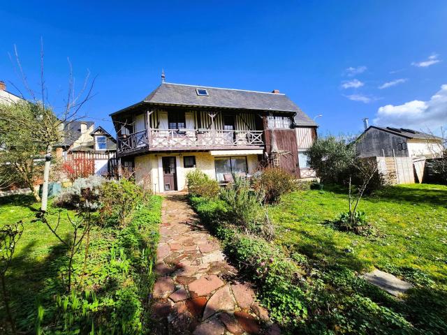 Maison 9 pièces 183 m²