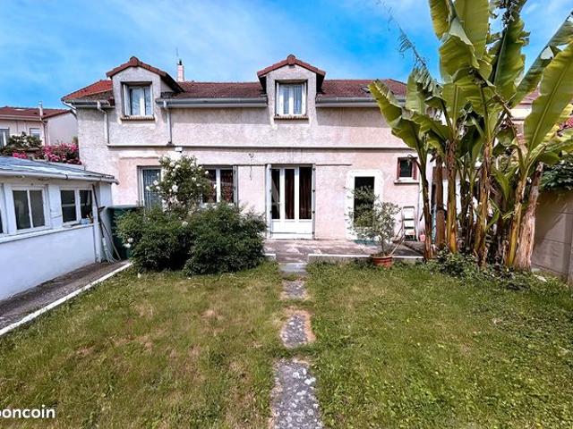 Maison 9 pièces 183 m²