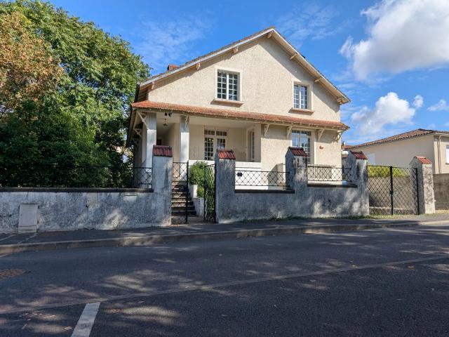 Maison 9 pièces 194 m²