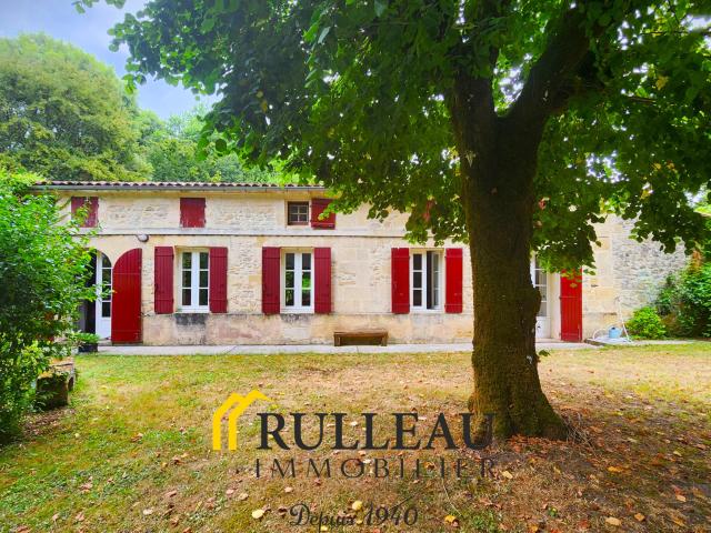 Maison 9 pièces 195 m²