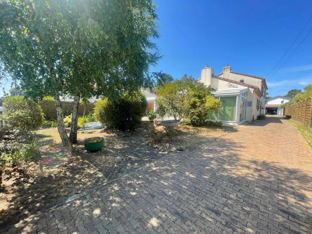 Maison 9 pièces 195 m²