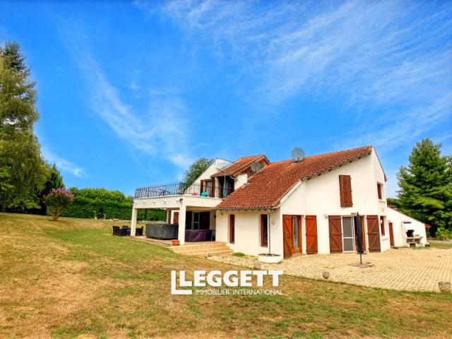 Maison 9 pièces 196 m²