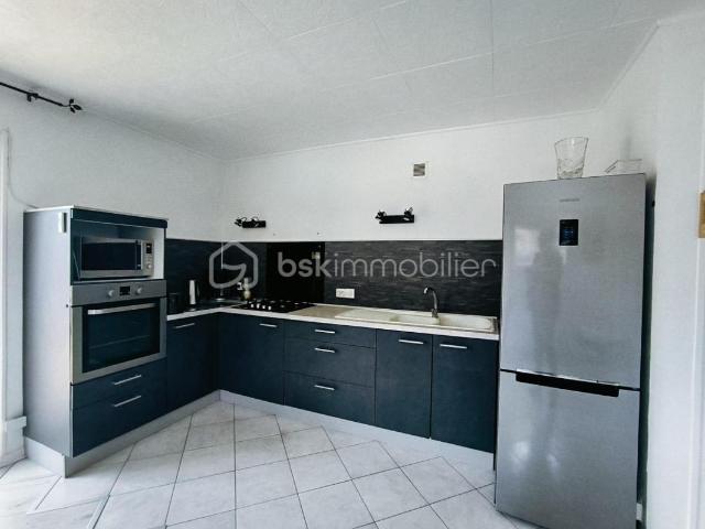 Maison 9 pièces 196 m²