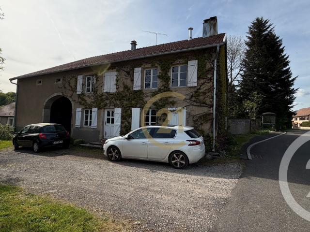 Maison 9 pièces 196 m²