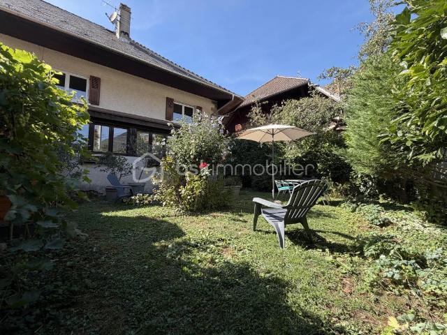 Maison 9 pièces 196 m²