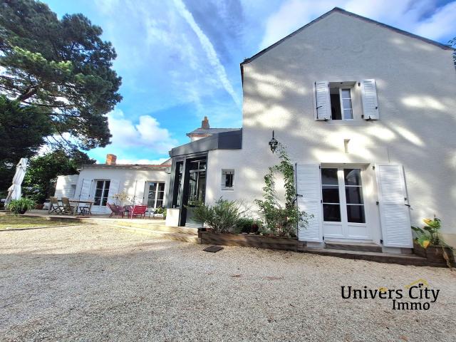 Maison 9 pièces 196 m²