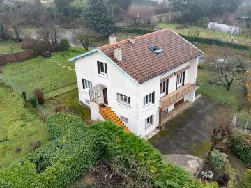 Maison 9 pièces 197 m²