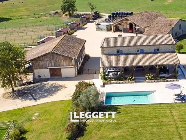 Maison 9 pièces 198 m²