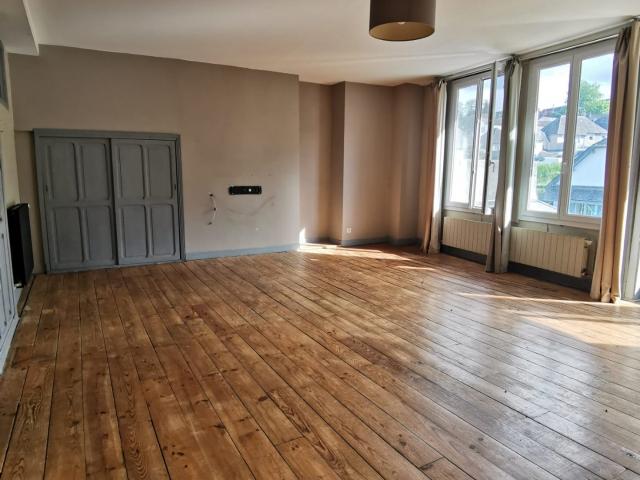 Maison 9 pièces 198 m²