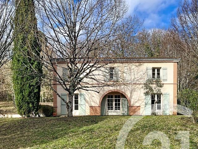 Maison 9 pièces 198 m²