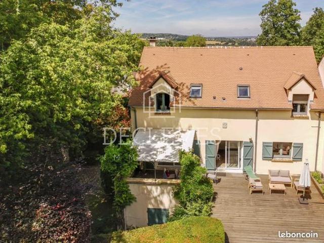 Maison 9 pièces 190 m²