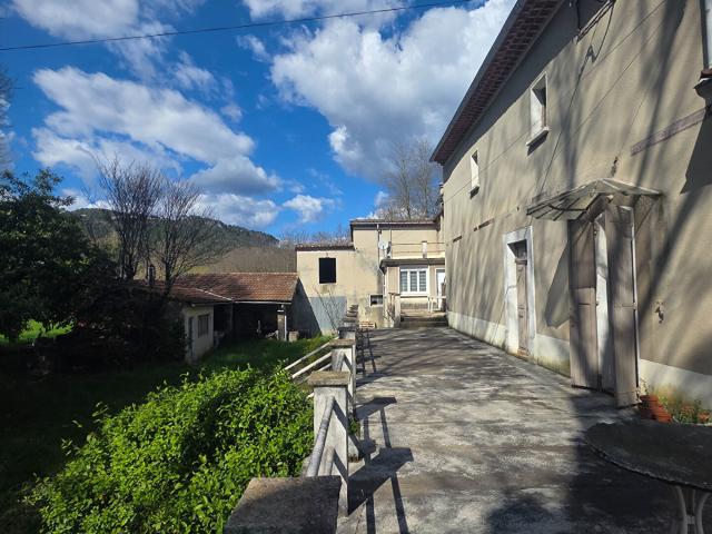 Maison 9 pièces 195 m²