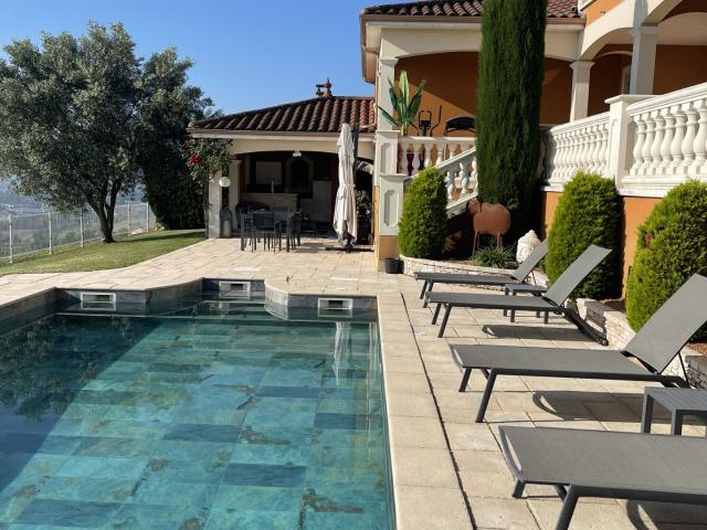 Maison 9 pièces 193 m²