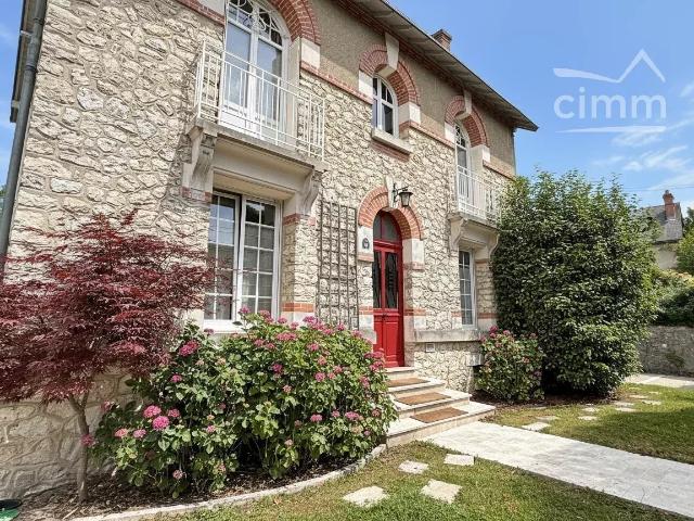 Maison 9 pièces 193 m²
