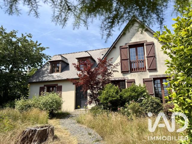 Maison 9 pièces 204 m²