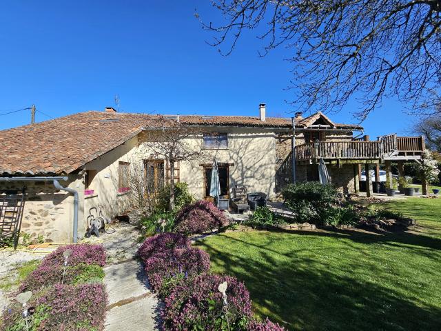 Maison 9 pièces 204 m²