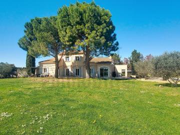Maison 9 pièces 204 m²