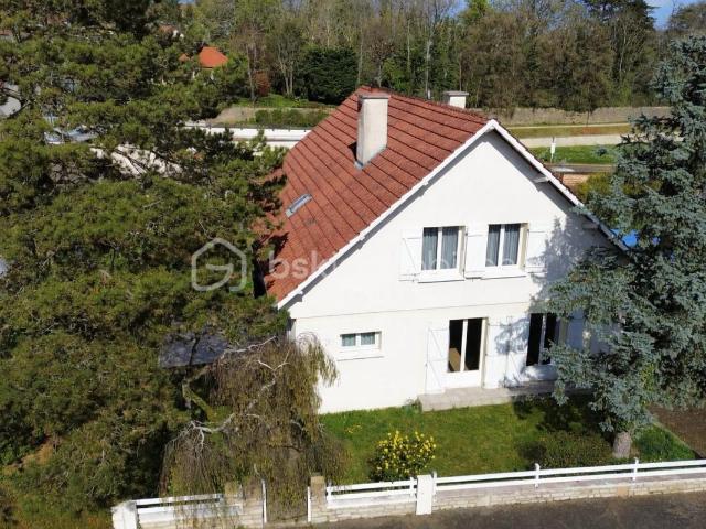 Maison 9 pièces 204 m²