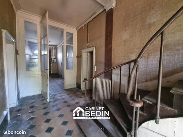 Maison 9 pièces 205 m²
