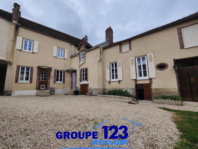Maison 9 pièces 205 m²