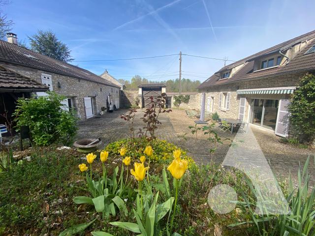 Maison 9 pièces 205 m²
