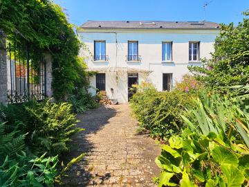 Maison 9 pièces 205 m²