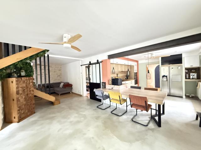 Maison 9 pièces 206 m²