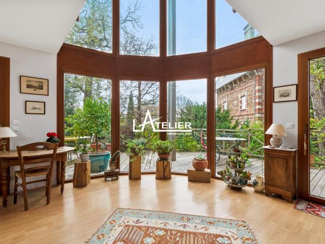 Maison 9 pièces 207 m²
