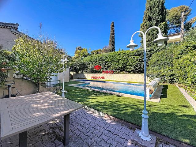 Maison 9 pièces 207 m²