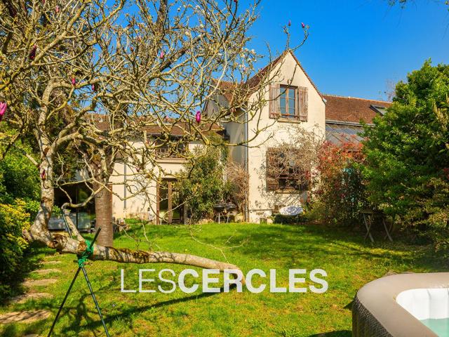 Maison 9 pièces 207 m²