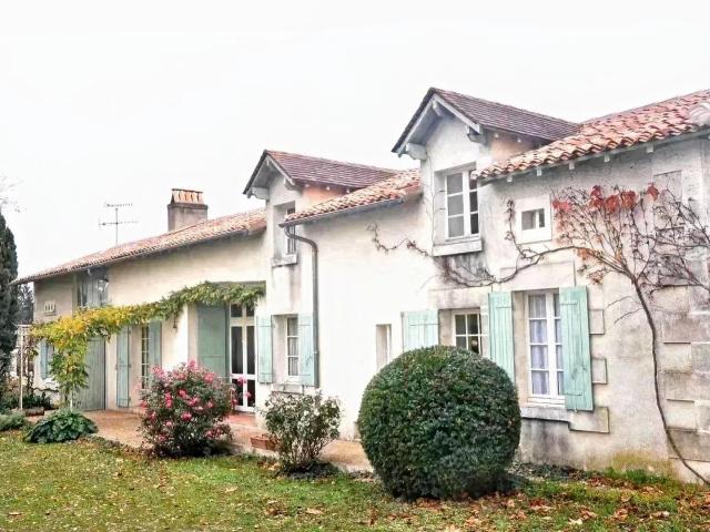 Maison 9 pièces 207 m²