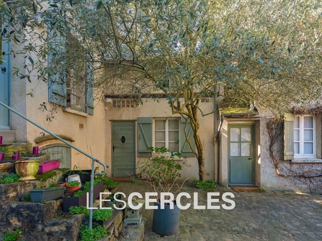 Maison 9 pièces 207 m²