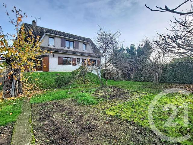 Maison 9 pièces 208 m²