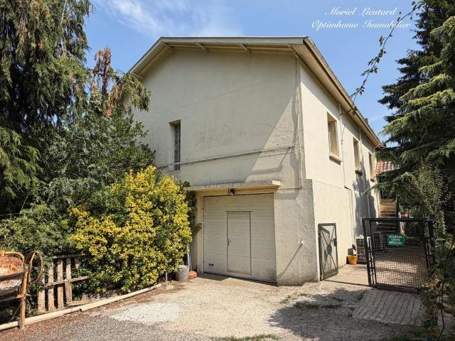 Maison 9 pièces 200 m²