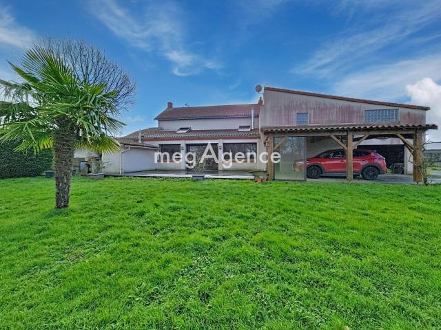 Maison 9 pièces 200 m²
