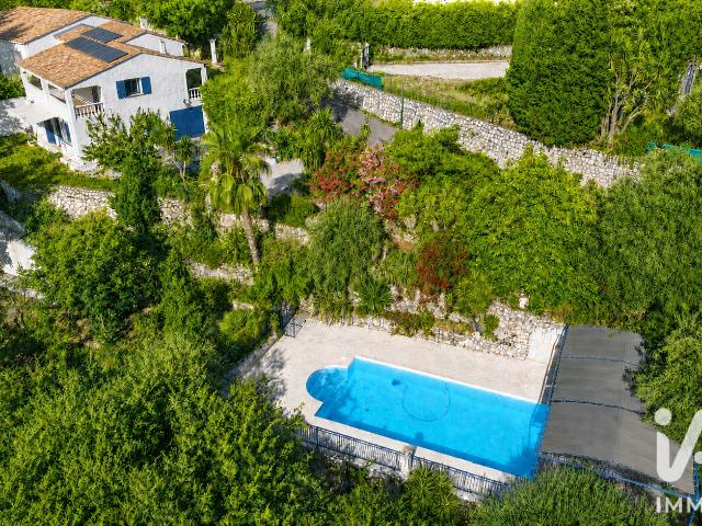 Maison 9 pièces 200 m²