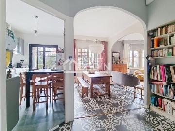 Maison 8 pièces 200 m²