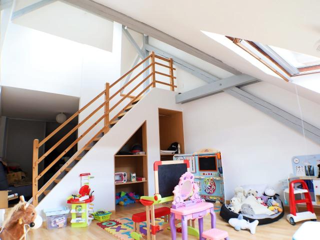 Maison 9 pièces 200 m²